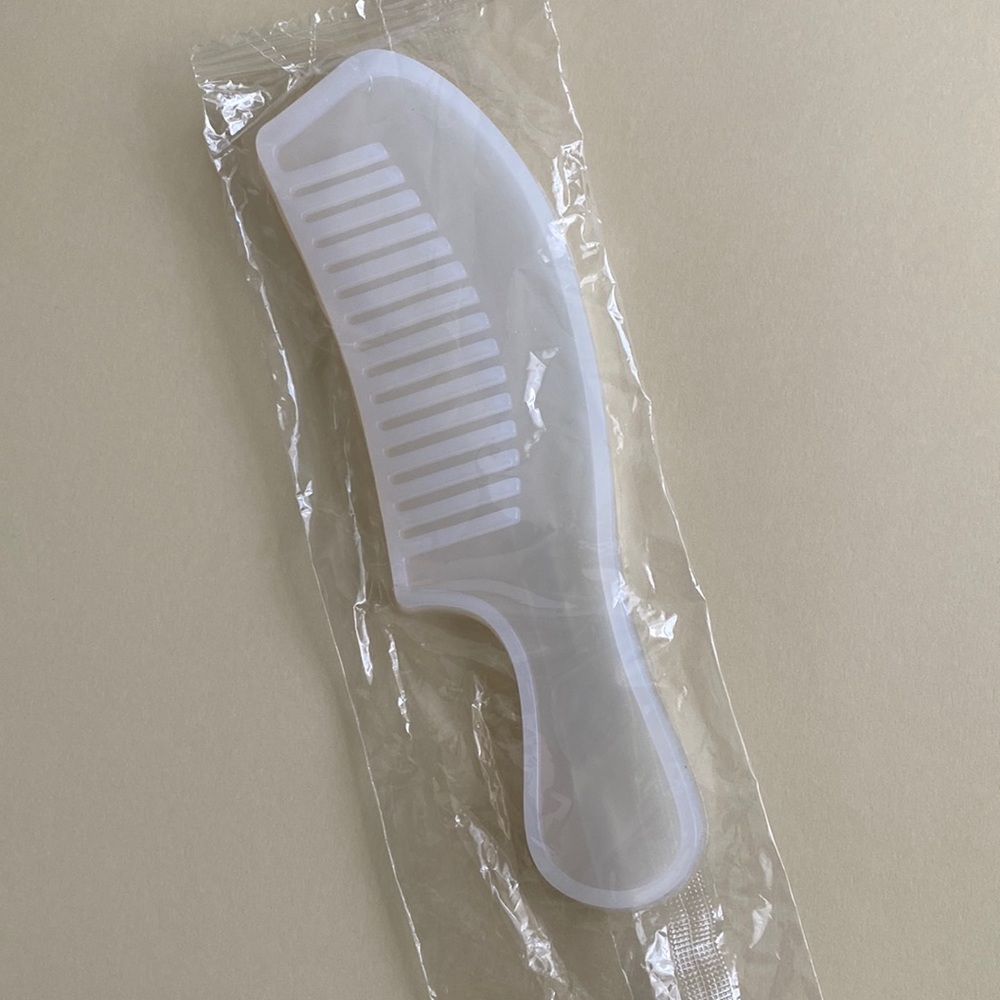 New in sealed package silicone Comb Resin Mold